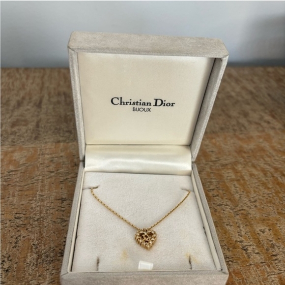 Vintage Dior Gold Heart Bracelet With Box - Picture 4 of 11